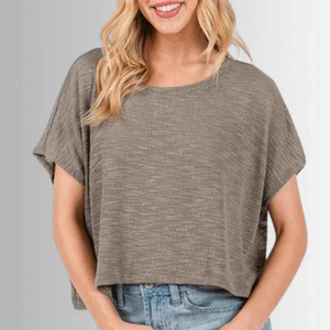 เสื้อยืดแฟชั่นสตรีทสไตล์ลำลองสำหรับผู้หญิง ผู้ผลิตเสื้อยืดพิมพ์ลายพัฟฟ์ ทรงครอปหลวมๆ เสื้อยืดโอเวอร์ไซส์สำหรับผู้หญิง สไตล์สตรีท - Product Image 4