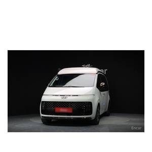 Hyundai Staria 2WD Campervan 2024/3 avec boîte automatique, sièges en cuir, caméra de recul, 17 473 km, diesel, conduite à gauche - Product Image 3