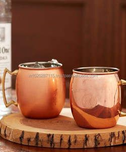 Tazas de mula de cobre de grado restaurante con forma hecha a mano y tono brillante perfecto para uso en interiores o eventos de catering - Product Image 3