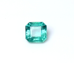 Émeraude naturelle, pierre précieuse en vrac, taille octogonale, vert vif, certifiée IGI, 2,16 carats, 7,7x7,5x5,2 mm, pour la fabrication de bijoux fins - Product Image 2
