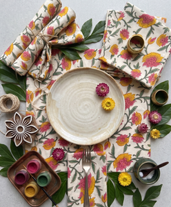 Serviettes de table carrées réutilisables en coton 100% imprimé, faites à la main, design imprimé à la main, couleurs personnalisables, vente en gros - Product Image 1