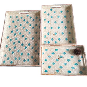 Bandeja de Servir Pulida con Diseño Floral de Nácar y Borde Festoneado para Uso en Catering - Product Image 5