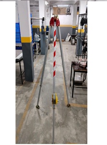Trépied industriel en alliage d'aluminium avec treuil manuel pour système de support de harnais de sécurité EPI pour travaux souterrains - Product Image 6