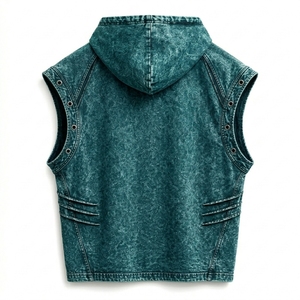 Débardeur à capuche personnalisé pour homme, style streetwear décontracté, imprimé graphique gothique, effet vieilli, pour l'été et les activités de plein air - Product Image 3