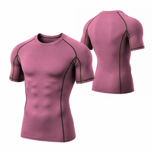 Vente en gros de rashguard MMA imprimé par sublimation, t-shirt de compression à manches courtes unisexe de haute qualité pour BJJ, respirant, pour le surf - Product Image 1