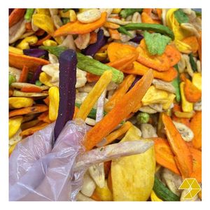 Mezcla Premium de Frutas y Verduras Deshidratadas, Chips Crujientes de Frutas Deshidratadas, Proveedor de Vietnam, Venta al por Mayor, Exportación a Granel, Calidad de Fábrica - Product Image 1