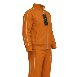 Conjunto deportivo suave y cómodo para niños para el día a día. Conjunto deportivo cómodo para niños con tela ligera para correr, jugar y relajarse. - Product Image 3