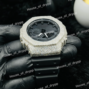 Reloj de pulsera de lujo para hombre con esfera negra plateada y diamantes de moissanita VVS, estilo hip hop, regalo llamativo y brillante para él. - Product Image 3
