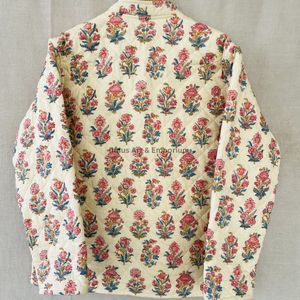 Chaqueta de algodón acolchada vintage hecha a mano, chaqueta de algodón vintage Jaipuri de manga larga - Product Image 5