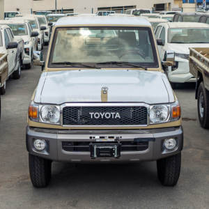 Genuine Used Toyota Land Cruisers Pickup 4x4 Right Hand Drive Diesel Fuel Gearbox Manual Automatic Left Steering Dark Fabric - Product Image 5