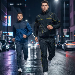Traje cortavientos de material duradero y transpirable para entrenamiento en equipo y sesiones de fitness. - Product Image 5
