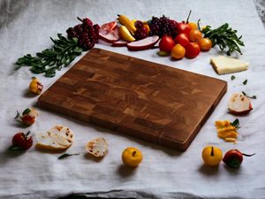 Tabla de cortar de madera al por mayor con logo láser, de bambú, acacia, haya, nogal, olivo, roble y teca, con asa, para cocina, en varios colores. - Product Image 2