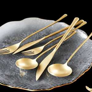 Cuchara para Servir Ensaladas de Acero Inoxidable Chapada en Oro de Primera Calidad, Apta para Lavavajillas, para Cocina, Hotel, Calidad de Exportación, Venta al Por Mayor - Product Image 1