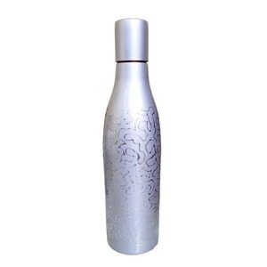 Botella de Agua Ecológica de Cobre con Diseño Minimalista, Portátil para Viajes, en Color Plateado - Product Image 1