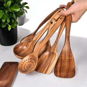 Ensemble de 4 louches de cuisine en bois pour mariage, surface en teck poli miroir, poignée souple, écologique, antiadhésif, compatible lave-vaisselle - Product Image 1