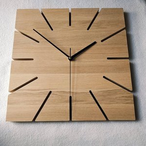 Reloj de pared cuadrado de roble, reloj de madera grande, 36 cm 14 pulgadas, estilo minimalista, moderno y silencioso - Product Image 1