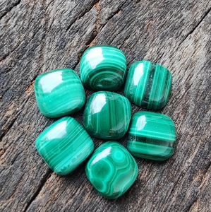 <b>Cushion</b> Cabochon 5.0mm-10.0mm Natural Malachite High Quality Jewelry Making Gemstone - Product Image 3