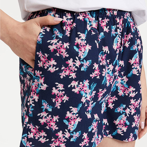 Shorts de plage pour femmes personnalisés avec impression par sublimation, séchage rapide, imperméables, respirants, 100% polyester, toile de haute qualité, été - Product Image 3