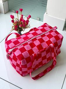 กระเป๋าผ้าดัฟเฟิลออร์แกนิคขนาดใหญ่ปรับแต่งได้  ทันสมัย เป็นมิตรกับสิ่งแวดล้อม  ยั่งยืน  ลายพิมพ์บล็อกด้วยมือ  สำหรับพกพา - Product Image 3