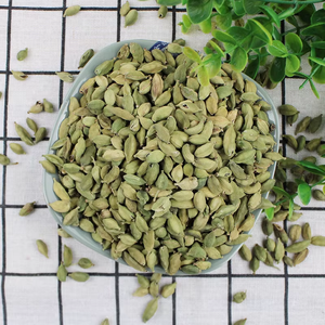 Cardamomo Verde Premium Entero (8mm Grueso) para Cocinar, Té y Postres, Rico en Sabor y Fragancia Aromática Fresca - Product Image 2