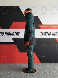 Mono de esquí unisex personalizado para invierno - Chaqueta de nieve impermeable y cortavientos con cremallera Tex, aislada, de alta calidad, ¡gran oferta para actividades al aire libre! - Product Image 3