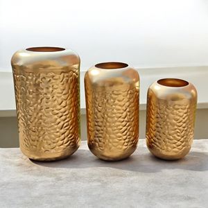 Ensemble de 3 vases tendance en acier inoxydable faits à la main, design Art Déco, finition dorée, vases décoratifs de table avec base antidérapante pour Pâques - Product Image 3