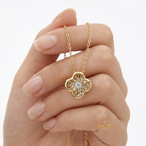 Nouveau design Collier pendentif fleur en or massif 18 carats avec diamant dansant tendance, cadeau, vente en gros - Product Image 1