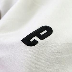 Étiquette de vêtement en silicone 3D durable de haute qualité, logo personnalisé en transfert thermique sur rouleau - Product Image 3