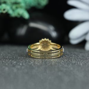 Anillo de Compromiso de Lujo con Halo de Moissanita, Plata de Ley 925, Chapado en Oro |   Anillo de Boda de Doble Banda con Aspecto de Diamante Redondo para Mujer - Product Image 6