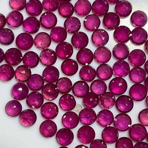 Lote de 100 Piezas de Rubíes Naturales Redondos Facetados, Color Rojo, Tamaño 4 mm, Piedras Sueltas, Precio al por Mayor, Fabricante de Rubíes para Exportación - Product Image 1