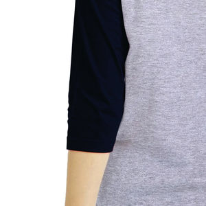 T-shirt à manches longues gris et noir pour femme avec logo, col rond, décontracté, uni, en coton biologique écologique tricoté - Product Image 4
