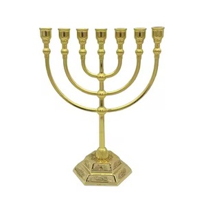 Candélabre de luxe en métal à 9 bras, porte-bougie Menorah, élégant centre de table décoratif pour la maison - Product Image 4