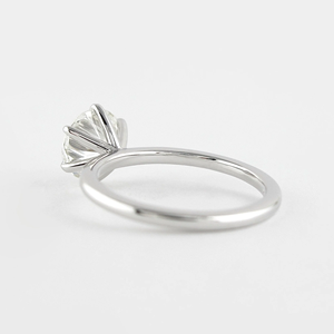 Anillo de Compromiso con Diamante Certificado de Corte Brillante Redondo, Engaste de Oro Blanco con Puntas, Joyería Fina para Mujer - Product Image 2
