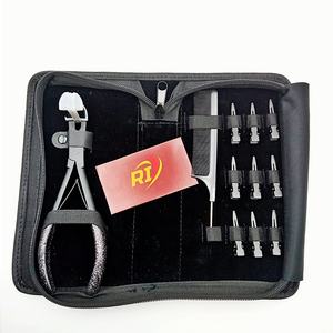 Kit de Herramientas Profesional para Extensiones de Cabello de 11 Piezas, Acero Inoxidable de Grado Quirúrgico, Microaplicador, Uso Doméstico, Incluye Pinza, Tijeras y Marcador - Product Image 4