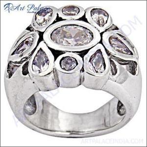 Anillo de cóctel de plata clásico con anillos CZ de moda de Zirconia cúbica - Product Image 1