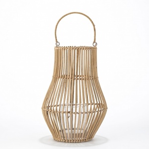 Lanterne en rotin tressée à la main, vente en gros, lanternes à bougies de sol et suspendues les plus vendues - Product Image 4