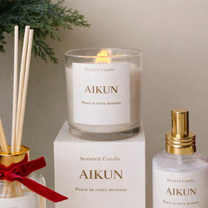 Bougie parfumée AIKUN à combustion longue durée dans un bocal en verre, avec parfum de champagne et de mûre, bougie d'aromathérapie haut de gamme pour les chaînes de vente au détail OEM - Product Image 1