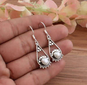 Boucles d'oreilles pendantes en perles d'eau douce naturelles, argent sterling 925, perles élégantes, bijoux en pierres précieuses, vente en gros pour femmes - Product Image 2