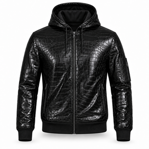 Chaqueta Acolchada con Capucha y Cierre para Hombre, Negra, de Piel de Vaca Grabada, con Ribete de Piel de Oveja, Ecológica - Product Image 1