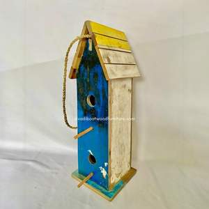 Nichoir pour oiseaux en bois recyclé, fait main, durable, en forme de bateau, couleur bois vieilli, cage à oiseaux originale, pour petits oiseaux d'extérieur - Product Image 3