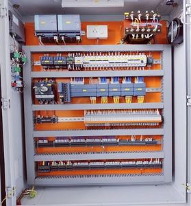 แผงควบคุม PLC พร้อมจอแสดงผล OLED ไฟแบ็คไลท์ LED ยี่ห้อ Navi Electric แบบติดตั้งบน PCB ความละเอียดมาตรฐาน ความสว่างมาตรฐาน - Product Image 1