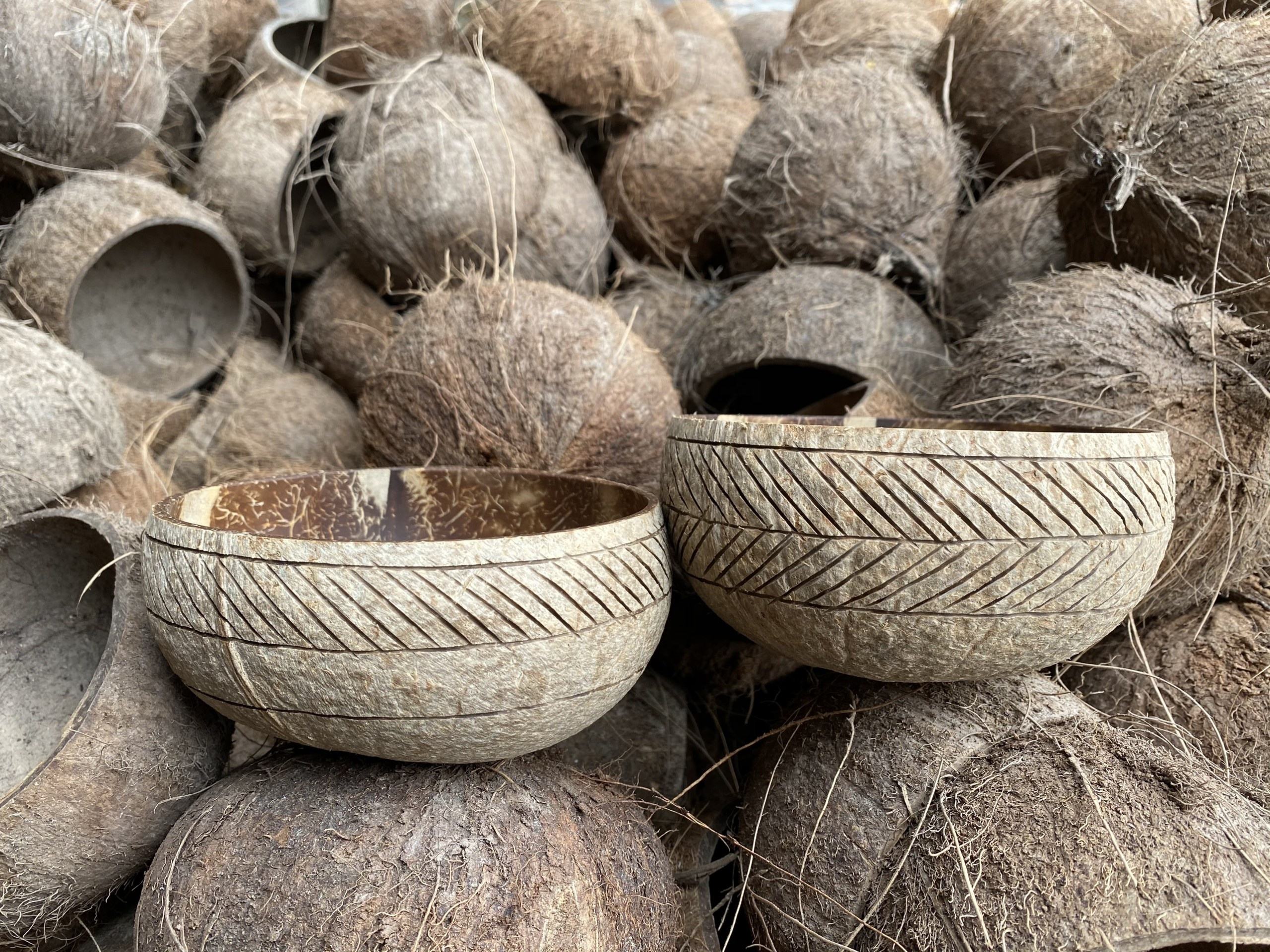 สีน้ำตาล