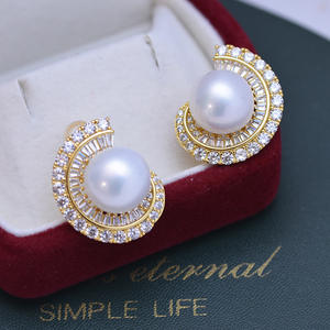 ต่างหูเงินแท้ S925 แบบชาร์ม ประดับมุกน้ำจืด Wenchi ขนาด 10-11 มม. แสงเงางาม ตำหนิเล็กน้อย พร้อมส่งไลฟ์สด - Product Image 3