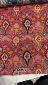 Tissu Fantaisie Floral à Séchage Rapide 100% Coton pour Artisanat, Sarees Festifs, Blouses, Anarkalis, Dupattas Traditionnels pour Femmes et Filles - Product Image 4