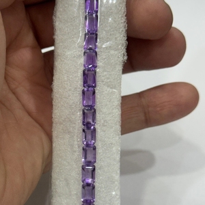 Magnifique ensemble de 25 améthystes naturelles africaines taille émeraude, 21,80 carats, 7x5mm, pierres précieuses en vrac de qualité bijouterie pour bracelet et collier - Product Image 5