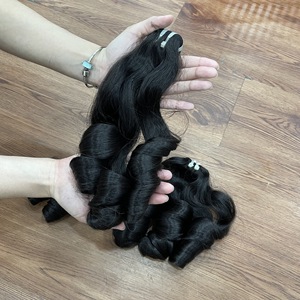 At Wholesale price Bouncy curly natural black color double weft hair Vietnamese human hair No <b>tangle</b> no Shedding - Product Image 2