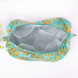 Bolsa de Maquillaje Floral Portátil de Viaje, Personalizada de Fábrica, Bordada a Mano, Impermeable, con Estampado, Suave y Acolchada, para Cosméticos - Product Image 5