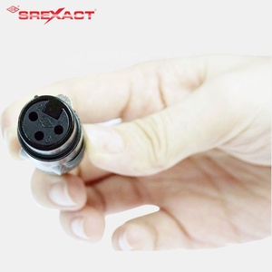Conector XLR Macho, Carcasa Redonda de Aleación de Zinc, Contacto de Cobre, Uso en Audio y Video - Product Image 1