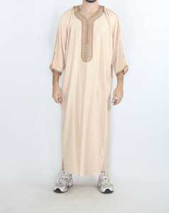 เสื้อผ้าผู้ชายมุสลิมแบบอิสลาม ดีไซน์เรียบร้อย ผ้าพรีเมียม ผลิตจากโรงงาน โทบไซส์ใหญ่ โทบผู้ชาย สีพื้น น้ำหนักเบา - Product Image 2