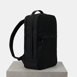 Sac à dos pour ordinateur portable de luxe en polyester léger et durable avec fermeture éclair géométrique, respirant, écologique et bretelles arquées - Product Image 2